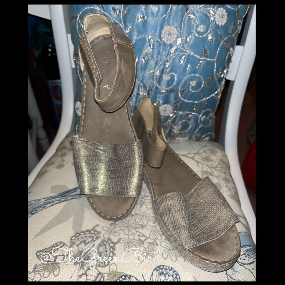 Venezia Iridescent Flatform Sandals Sz 39